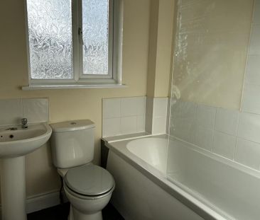 3 bedroom house to rent - Photo 3