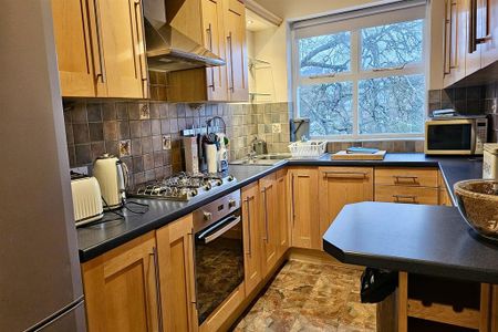 2 bedroom apartment to rent - Photo 3