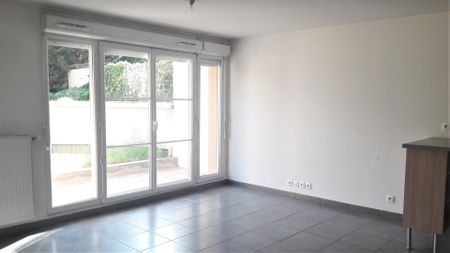 location Appartement T3 DE 56.77m² À ATHIS MONS - Photo 3