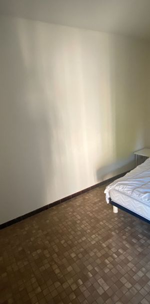 Location Appartement 1 pièce 43m² - Photo 1