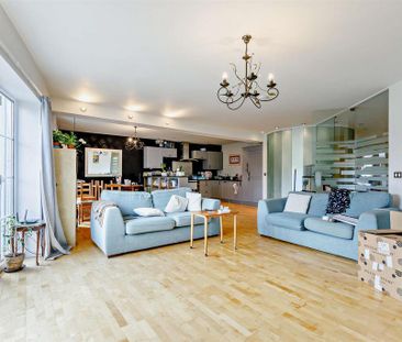 2 bedroom semi-detached house to rent - Photo 5