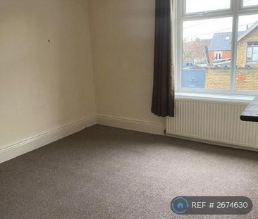 3 bedroom terraced house to rent - Photo 6