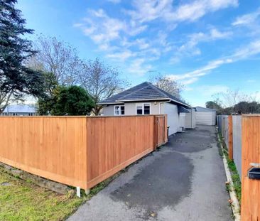 Three Bedroom Home In A Great Location With Lots Of Parking - Photo 2