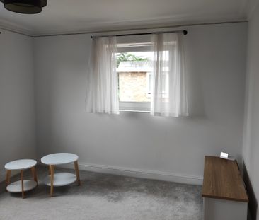 Own double room in Wimbledon flatshare - Photo 1