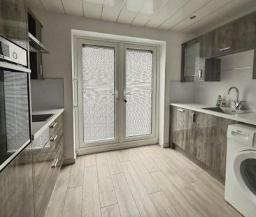 2 bedroom bungalow to rent - Photo 1