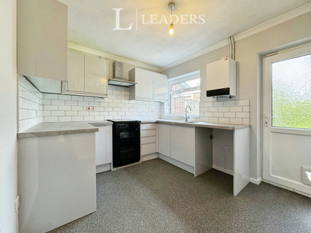 4 bedroom bungalow to rent - Photo 5