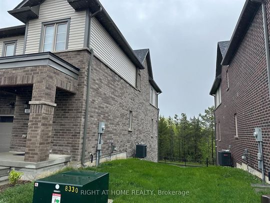 For Lease - 46 Senay Circle, Clarington, Ontario - Photo 1