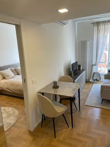 Via Carlo Farini, Milan, Lombardy 20154 - Photo 4