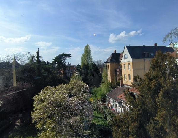 Dachgeschosswohnung im Steintorwall - Photo 1
