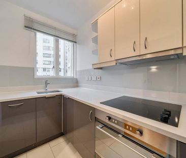 Studio to rent - Photo 3