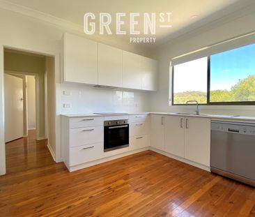 Charming Family Home in the Heart of Kotara - Photo 3
