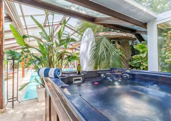 Majadahonda, Community of Madrid 28221