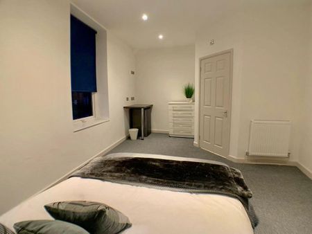 6 bedroom house share to rent - Photo 4