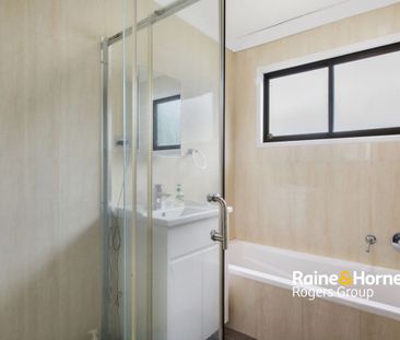 Low-Maintenance Two Bedroom Home - Photo 5