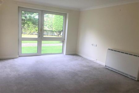 1 bedroom retirement property to rent - Photo 2