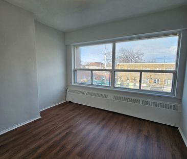 For Lease - 1801 Eglinton Avenue Unit# 302, Toronto, Ontario - Photo 4