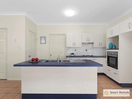 30 Hilton Way, Mount Louisa QLD 4814 - House For Rent | Domain - Photo 2