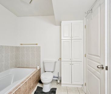 Appartement - 6680 Rue de Terrebonne - Photo 1
