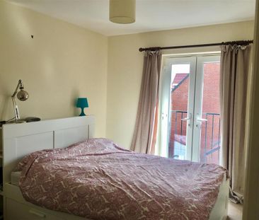 2 bedroom apartment to rent - Photo 2