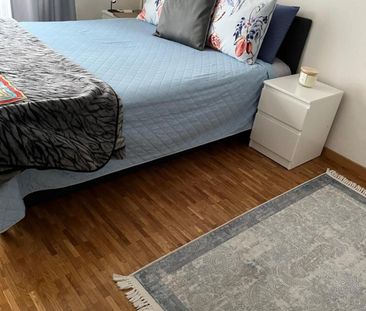 2-room apartment on the 2nd floor of a building in Lausanne - Photo 3