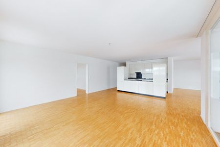 Generous home in the Rosenbüchel - Photo 4