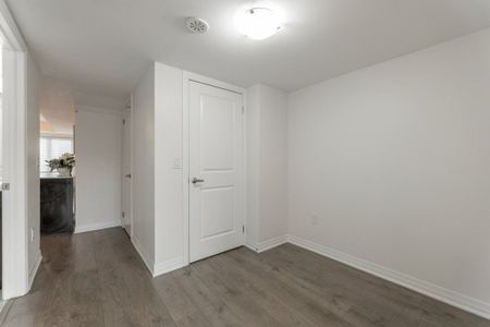 For Lease - 167 William Duncan Road Unit# 2, Toronto, Ontario - Photo 5