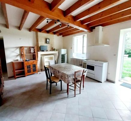 Location maison 3 pièces - 58m² à Blasimon (33540) - Photo 1