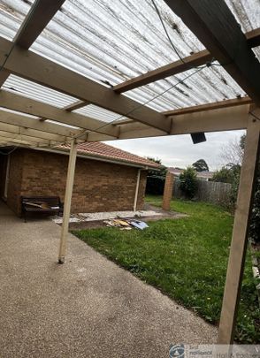 Exquisite Family Home for Rent! - Photo 1