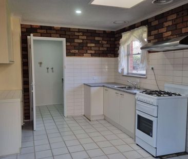 RENOVATED - GREAT FAMILY HOME - Photo 3