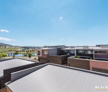 32 Chanter Terrace, Coombs ACT 2611 - Townhouse For Rent | Domain - Photo 4