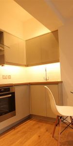 Studio to rent - Photo 3