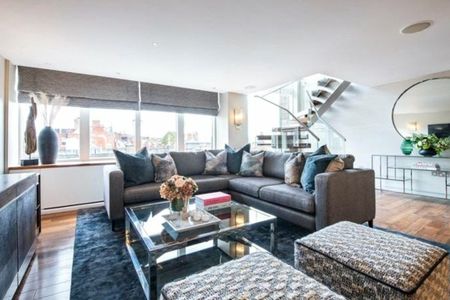 3 bedroom Flat to rent in Imperial House, 21, Young Street, London, Kensington, W8 - Photo 4