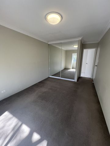 102/30 Nobbs Street, Surry Hills - Photo 2