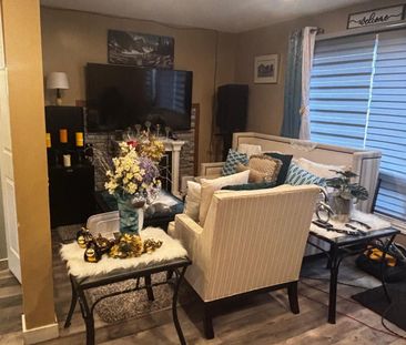 For Lease - 498 Grey Street, Brantford, Ontario - Photo 1