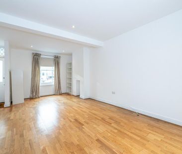 2 bedroom end of terrace house to rent - Photo 4