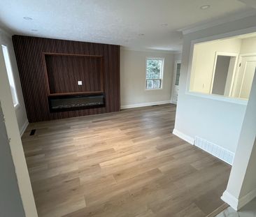 For Lease - 2370 Camilla Road, Mississauga, Ontario - Photo 3