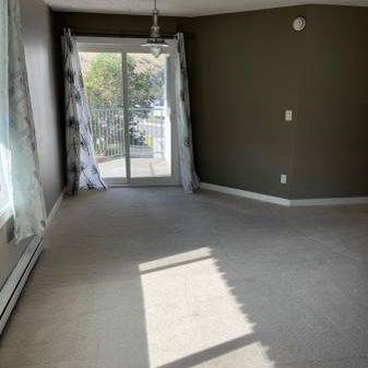 SPACIOUS QUIET 2 BEDROOM CONDO DOWNTOWN KAMLOOPS $1790 - AVAILABLE NOW - Photo 4