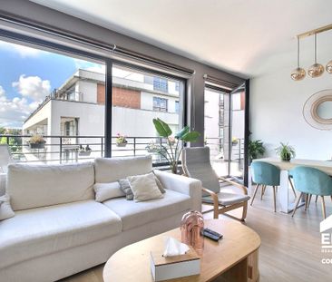 Appartement 2 chambres avec terrasse et parking - Photo 2