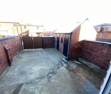 2 bedroom terraced house to rent - Photo 6
