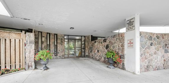 155 Antibes Drive - Photo 2