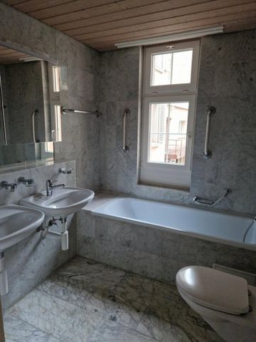 2.5 Zimmer, 63 m², 4. Stock - Photo 3