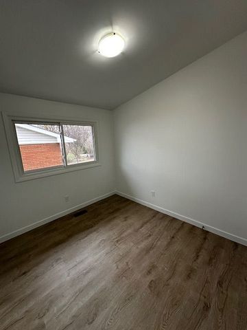 For Lease - 35 Karen Crescent, Hamilton, Ontario - Photo 3