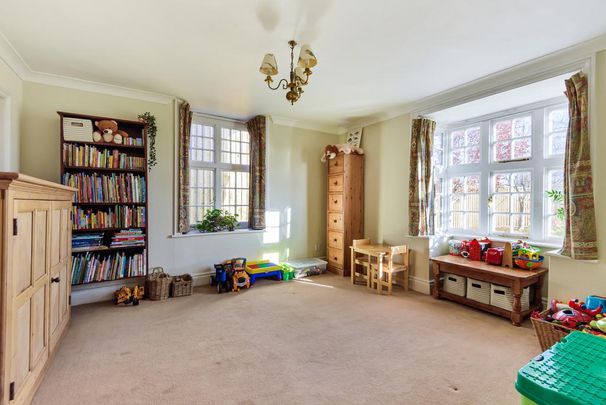 4 bedroom detached house to rent - Photo 1