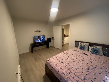 3613 Dutch Village Rd. - Photo 2