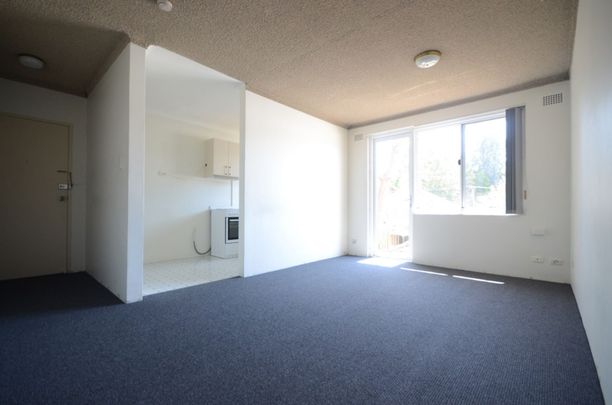 2 Bedroom Unit!! - Photo 1