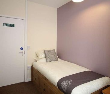 Borough Road, Burton Upon Trent, DE14 - Photo 1