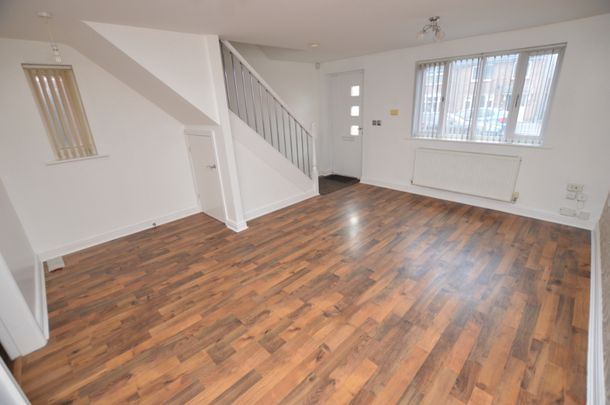 3 Bedroom End of Terrace - Photo 1