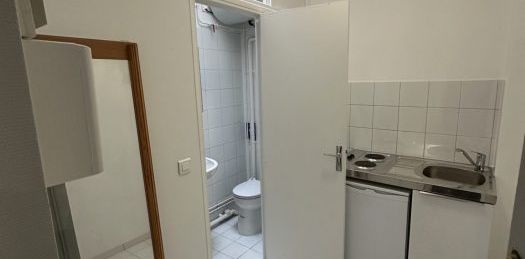 Grande chambre de service de 21m2, avenue Georges V - Photo 2
