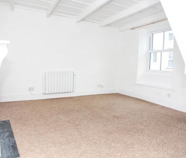 1 bedroom semi-detached house to rent - Photo 3