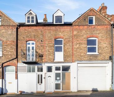 3 bedroom maisonette to rent - Photo 2